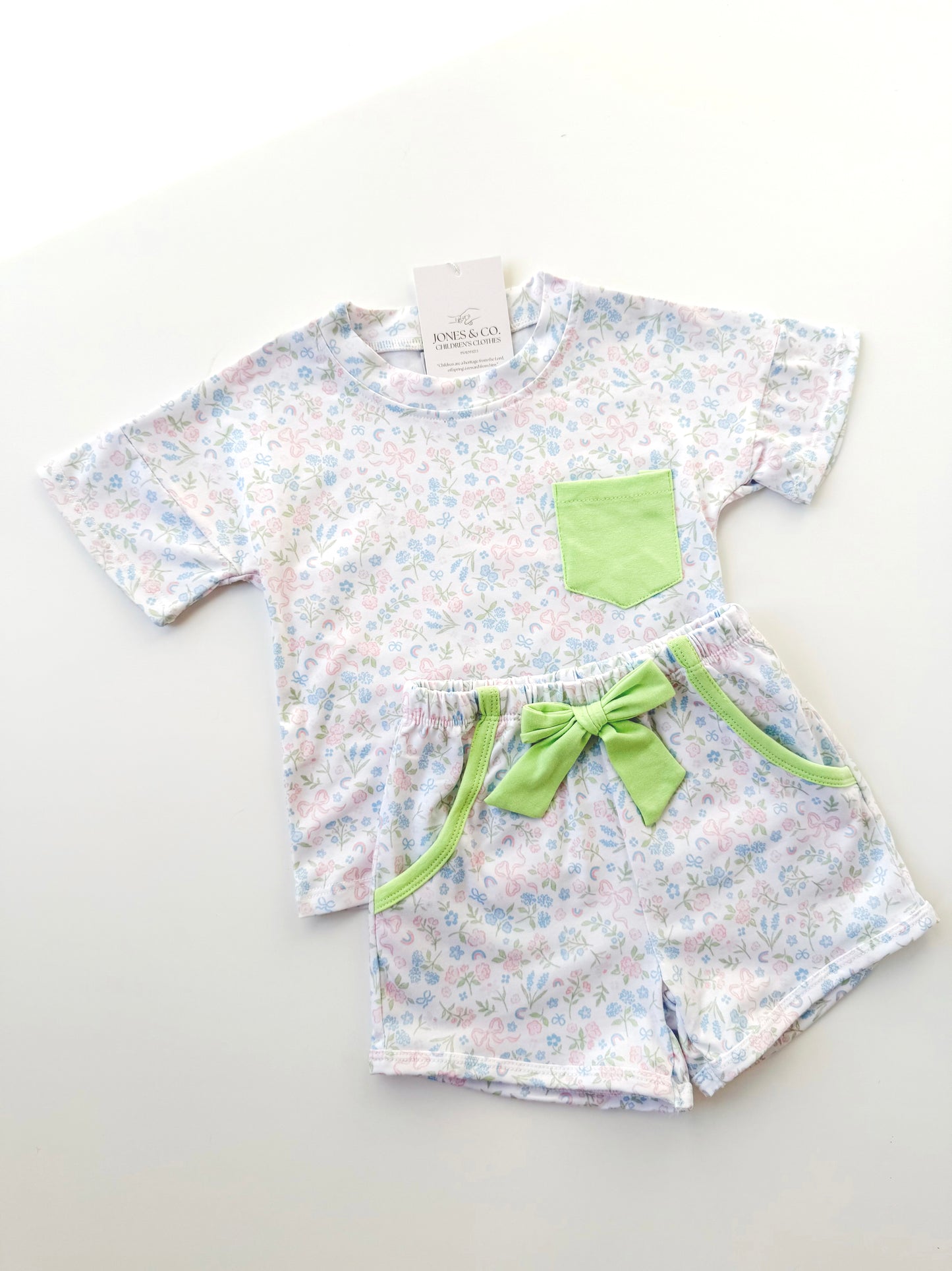 Oversized Bow Bloom Girl’s Short Set